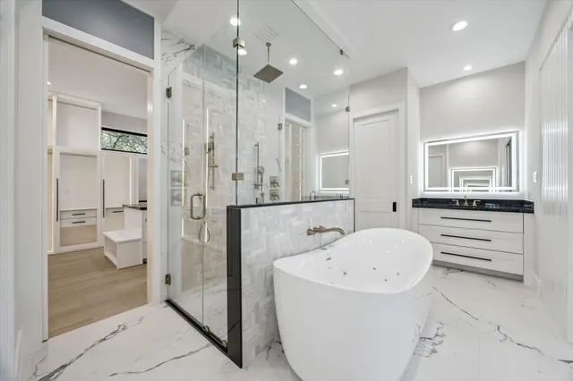 $1,825,000 | 1014 Gardenia Drive, Houston, TX 77018