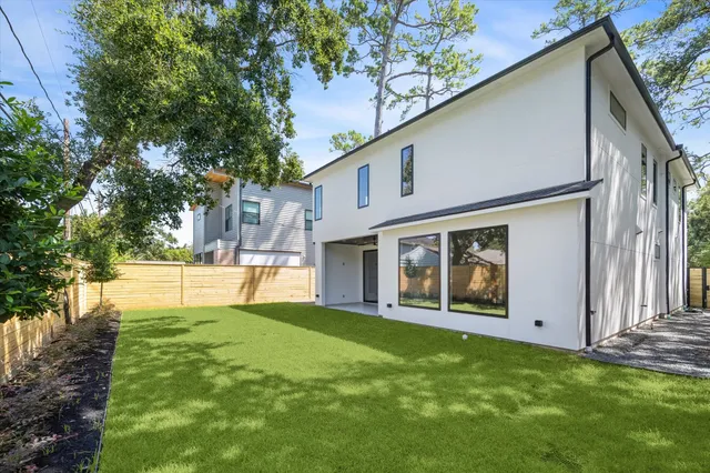 $1,825,000 | 1014 Gardenia Drive, Houston, TX 77018