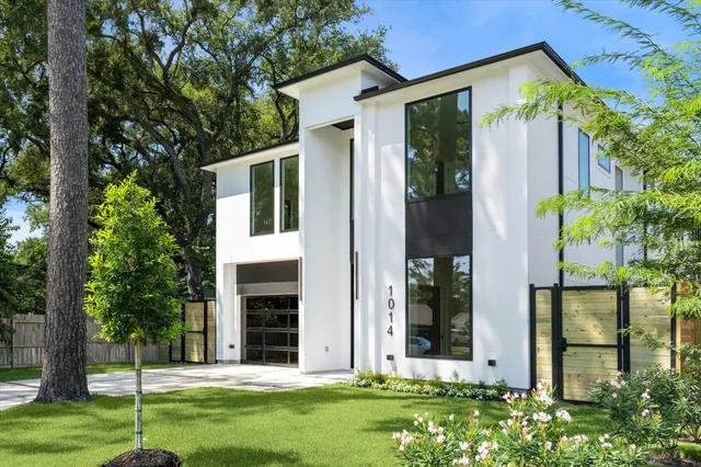 $1,825,000 | 1014 Gardenia Drive, Houston, TX 77018