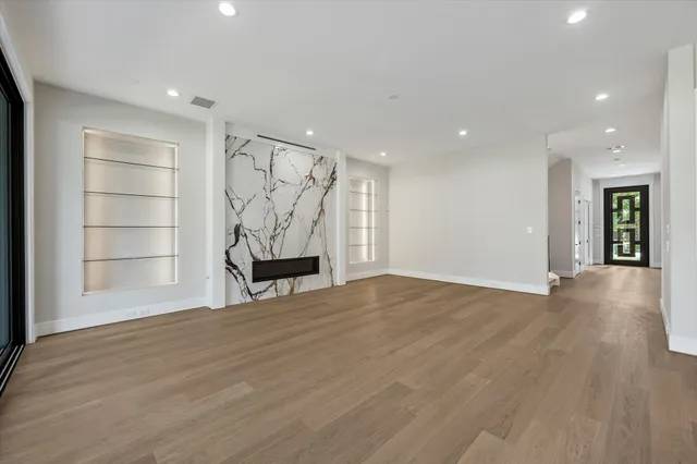 $1,825,000 | 1014 Gardenia Drive, Houston, TX 77018