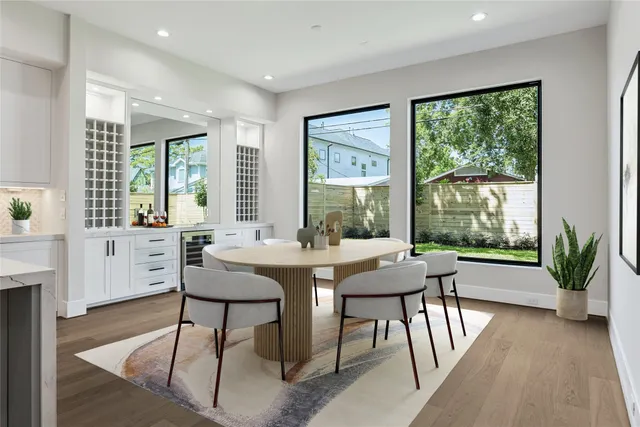 $1,825,000 | 1014 Gardenia Drive, Houston, TX 77018