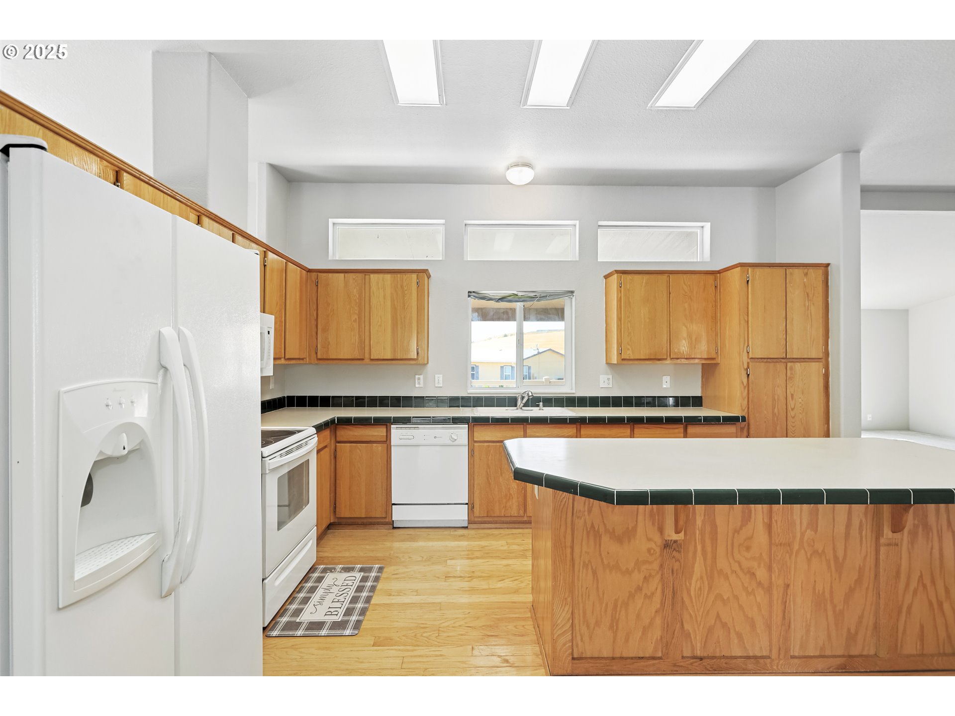 910 Toll Road Dufur, OR 97021 - Photo 12 of 37 Gallery Image 12
