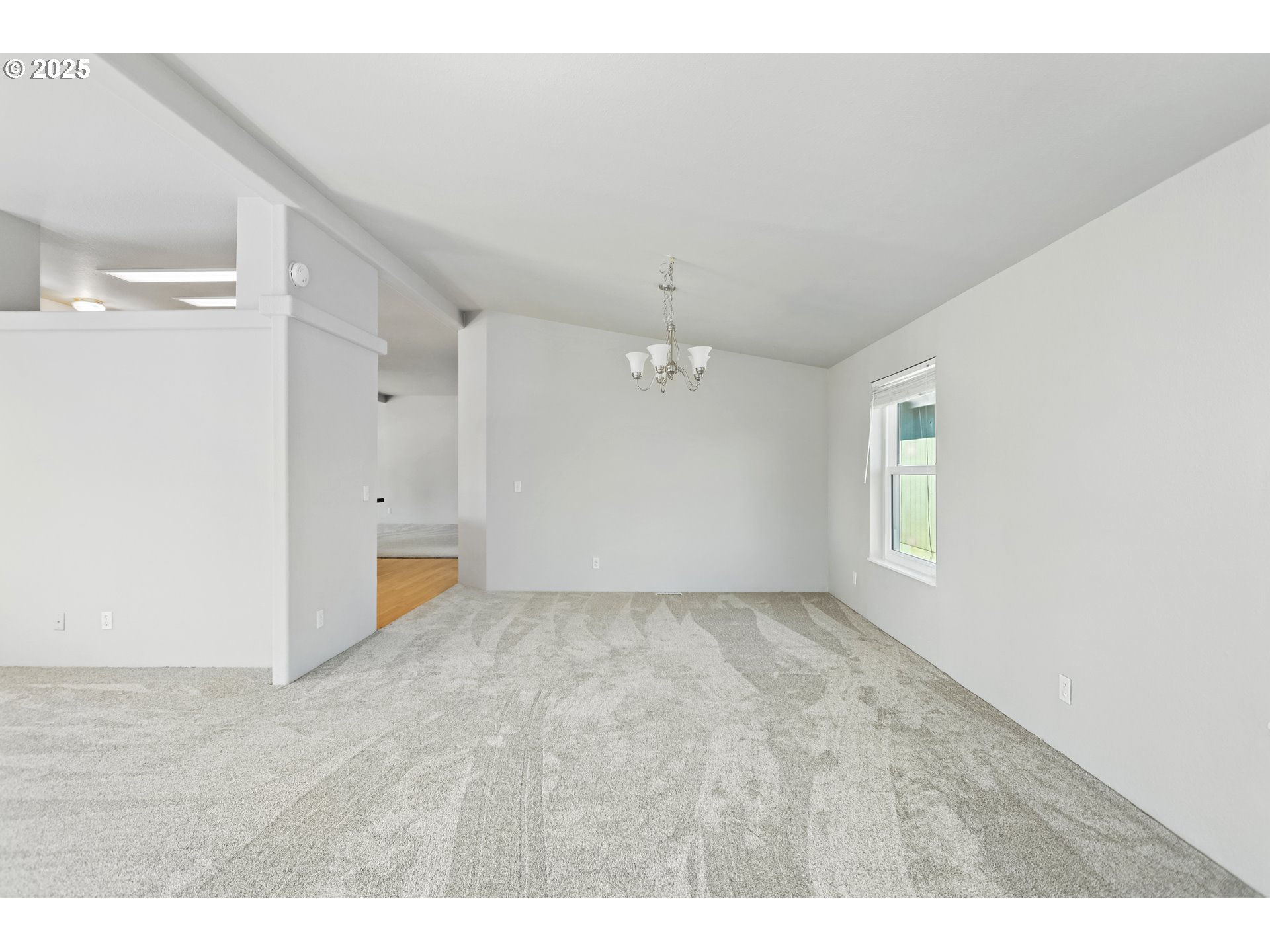 910 Toll Road Dufur, OR 97021 - Photo 16 of 37 Gallery Image 16