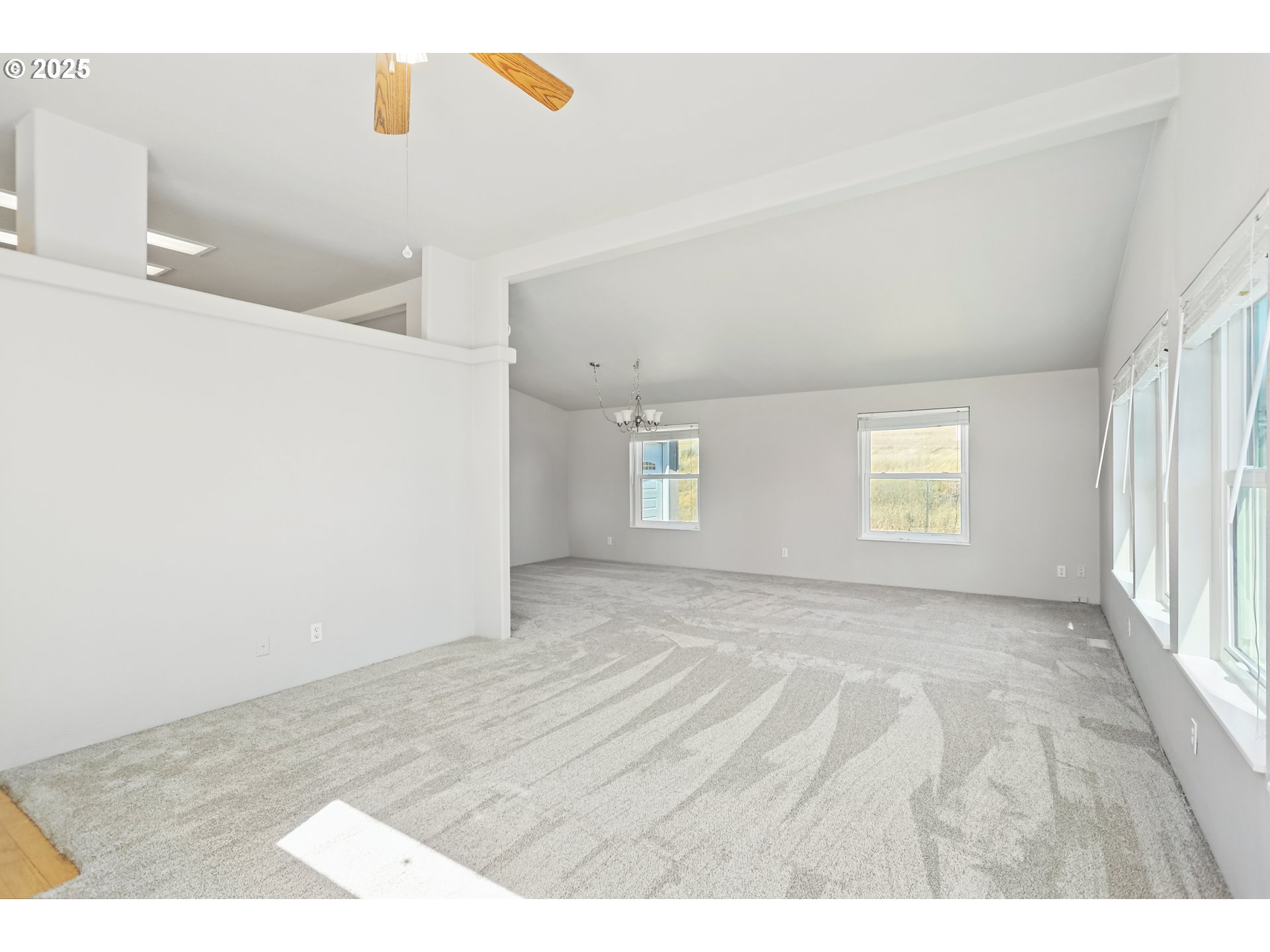 910 Toll Road Dufur, OR 97021 - Photo 19 of 37 Gallery Image 19