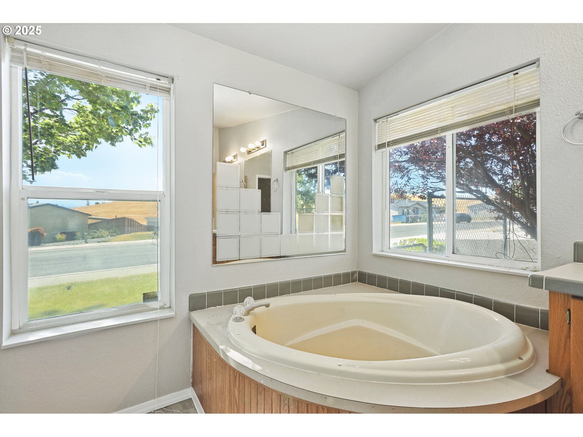 910 Toll Road Dufur, OR 97021 - Photo 24 of 37 Gallery Image 24