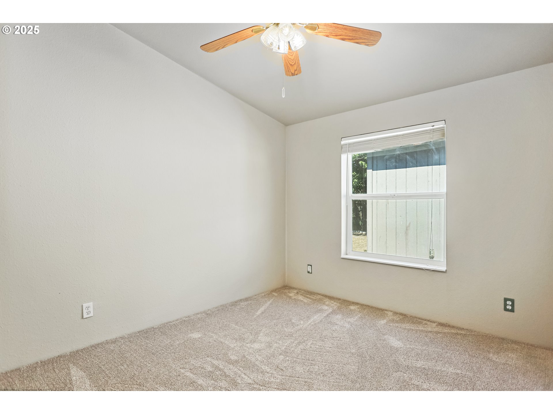 910 Toll Road Dufur, OR 97021 - Photo 29 of 37 Gallery Image 29