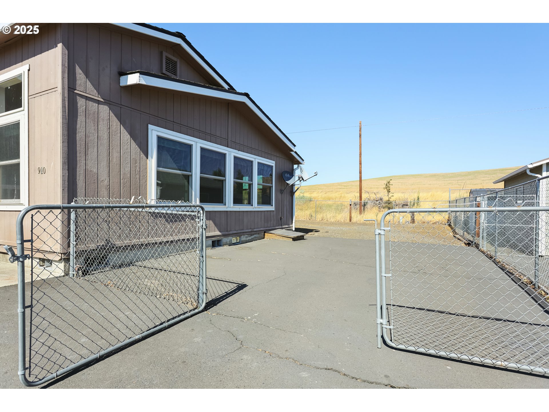 910 Toll Road Dufur, OR 97021 - Photo 33 of 37 Gallery Image 33