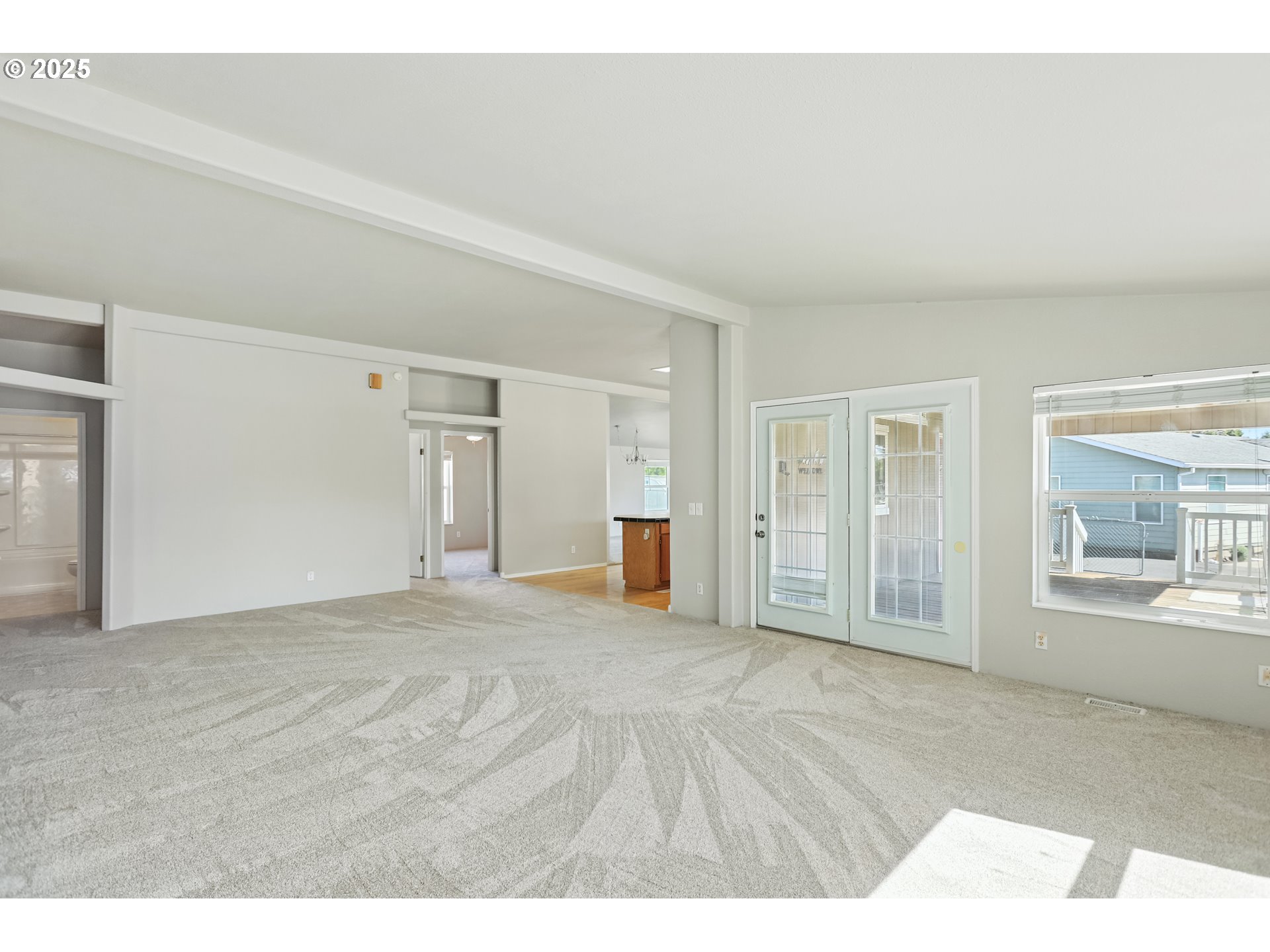 910 Toll Road Dufur, OR 97021 - Photo 9 of 37 Gallery Image 9