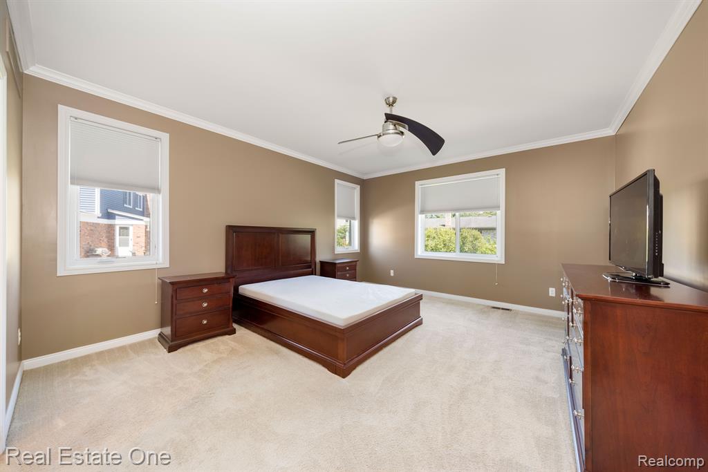 630 Lockmoore Court Rochester Hills, MI 48307 - Photo 21 of 65