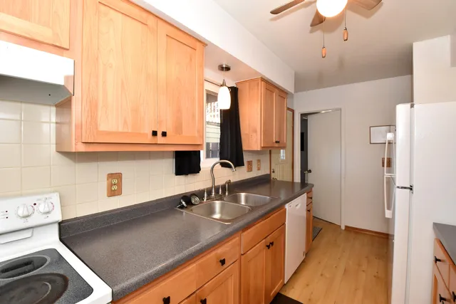 $234,900 | N114W16721 Royal Court, Germantown, WI 53022