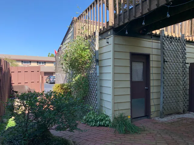 $234,900 | N114W16721 Royal Court, Germantown, WI 53022