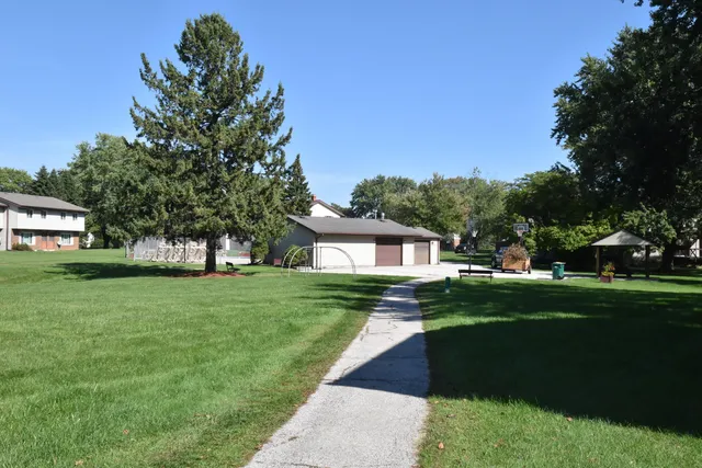 $234,900 | N114W16721 Royal Court, Germantown, WI 53022