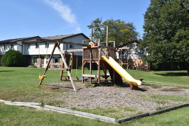 $234,900 | N114W16721 Royal Court, Germantown, WI 53022