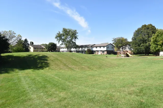 $234,900 | N114W16721 Royal Court, Germantown, WI 53022