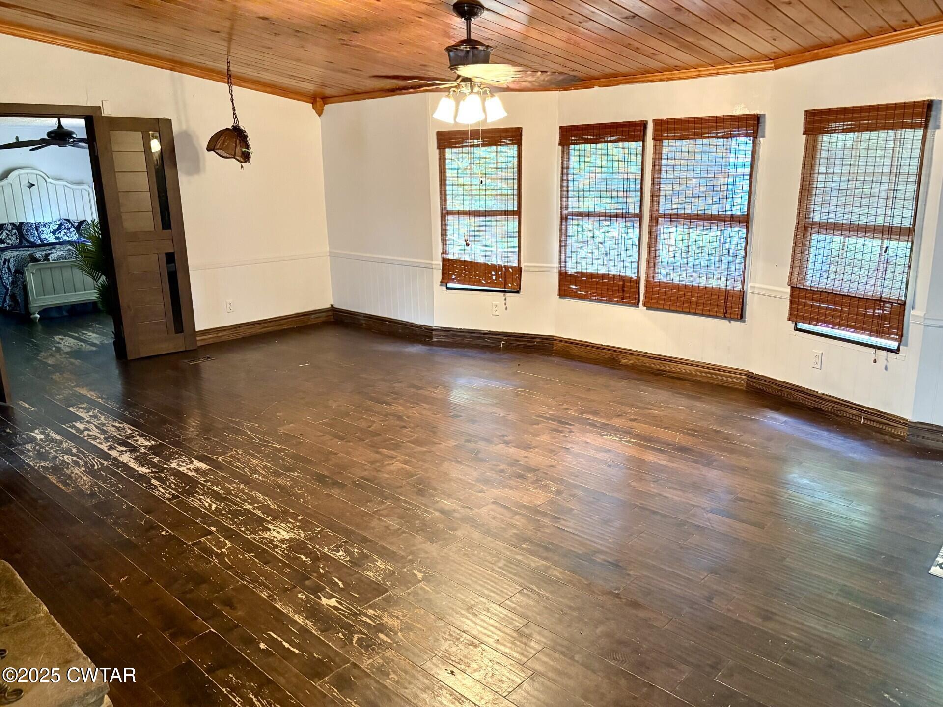 328 Cates Road Halls, TN 38040 - Photo 7 of 35 a view of an empty room with a window