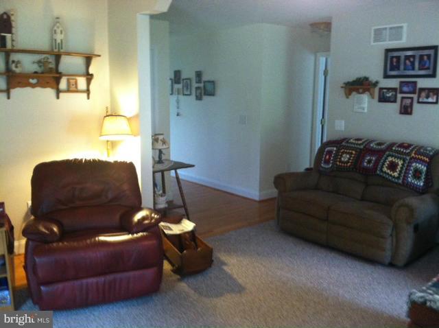 860 Laurel Grove Road Winchester, VA 22602 - Photo 15 of 24 Family Room