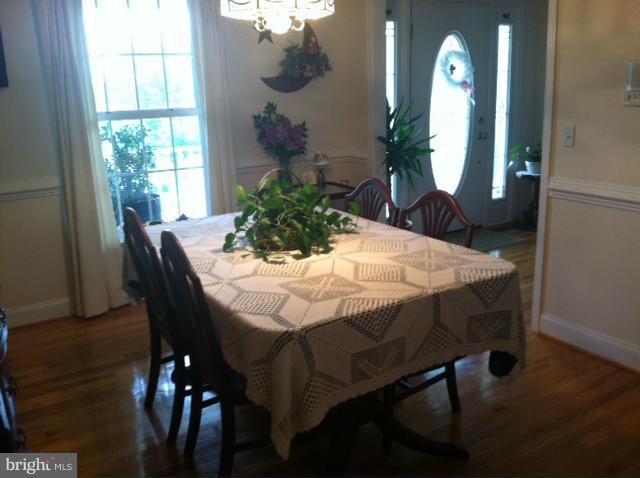 860 Laurel Grove Road Winchester, VA 22602 - Photo 19 of 24 Dining Room