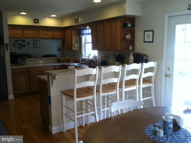 860 Laurel Grove Road Winchester, VA 22602 - Photo 8 of 24 Kitchen