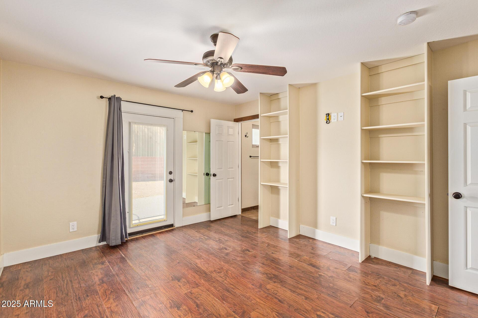 319 East Riviera Drive Tempe, AZ 85282 - Photo 15 of 30
