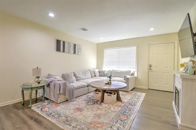 $215,000 | 148 Cassy Drive, Sulphur, LA 70663