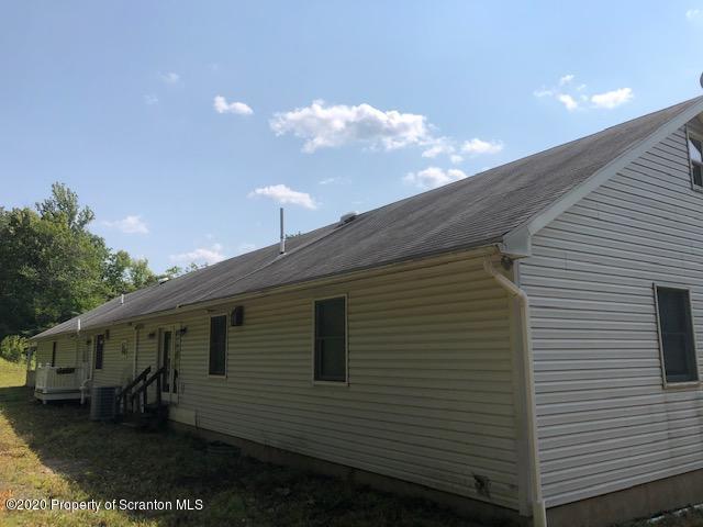 99 Goodrich Road Dallas, PA 18612 - Photo 7 of 10 Gallery Image 7