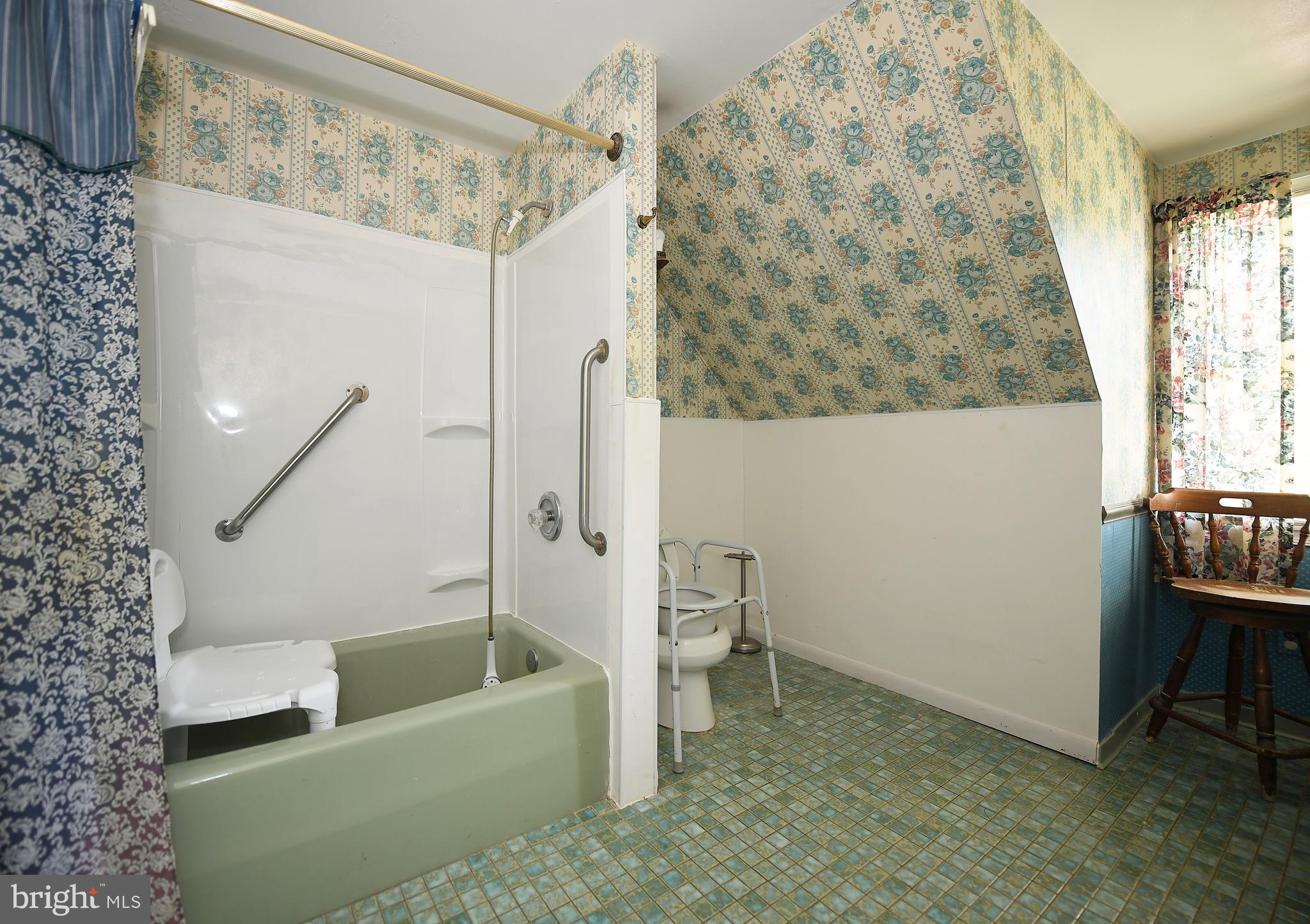 929 Back River Neck Road Baltimore, MD 21221 - Photo 18 of 74