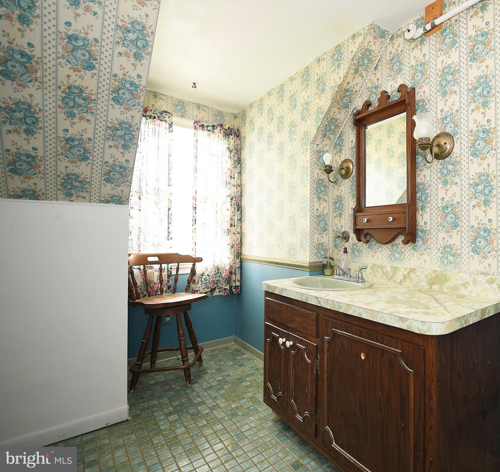 929 Back River Neck Road Baltimore, MD 21221 - Photo 19 of 74