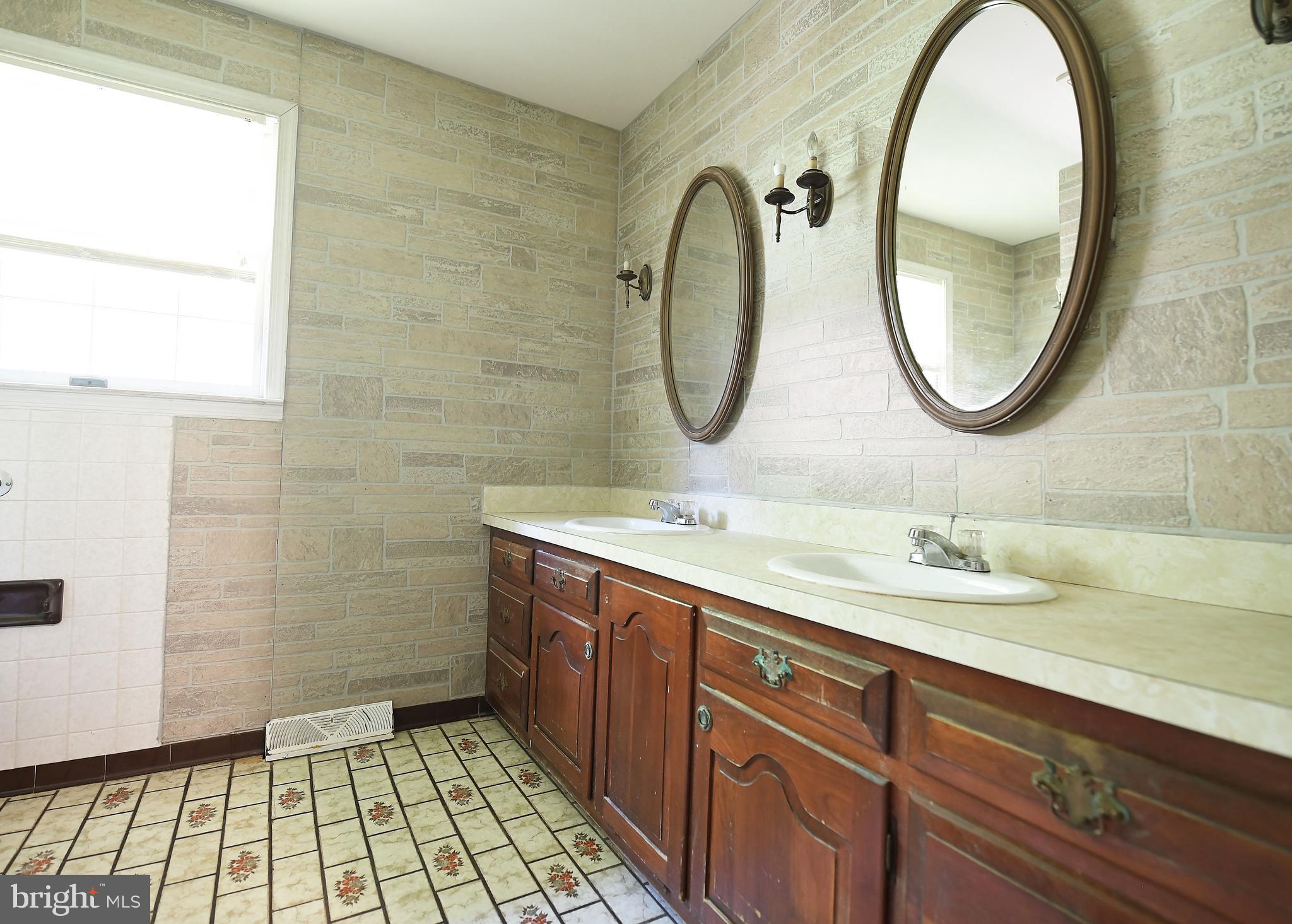 929 Back River Neck Road Baltimore, MD 21221 - Photo 53 of 74