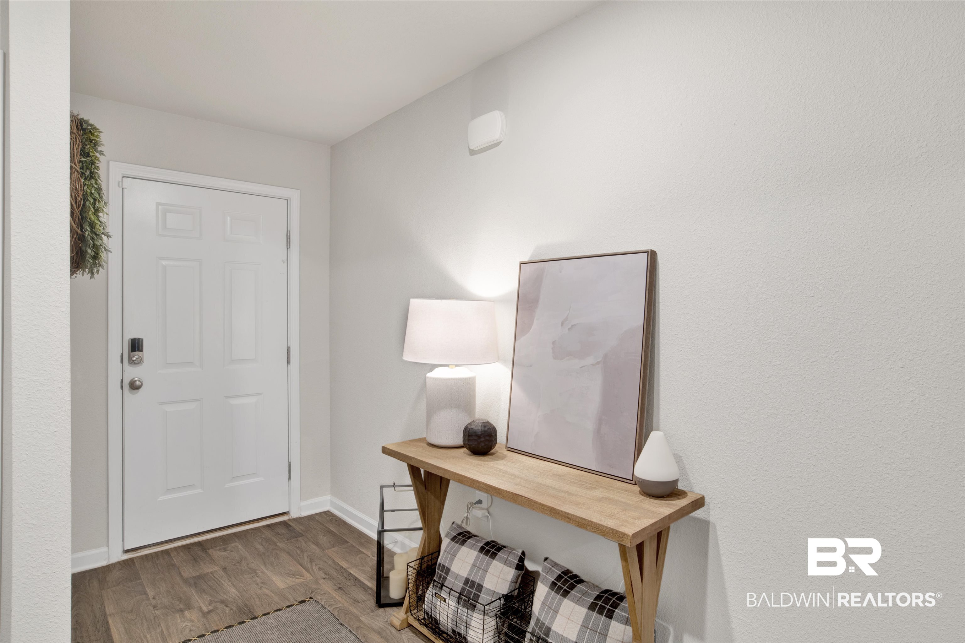 8302 Harmon Street Daphne, AL 36526 - Photo 7 of 29 Foyer