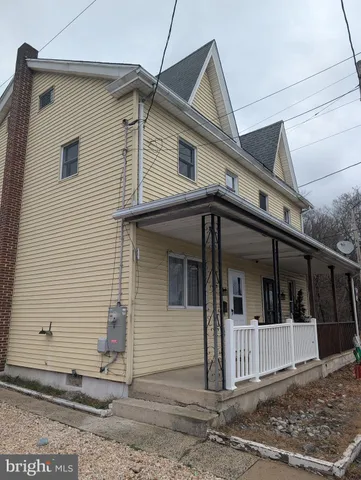 $1,300 | 36 Pottsville Street, Cressona, PA 17929
