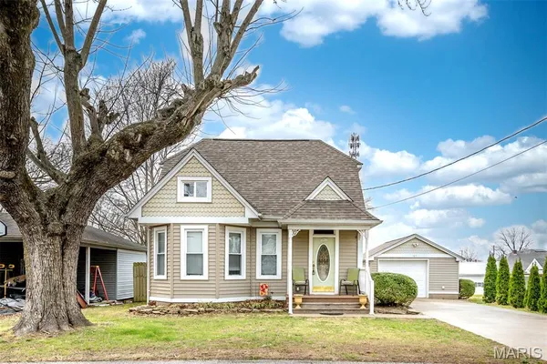 $209,500 | 103 South 6th Street, Marthasville, MO 63357