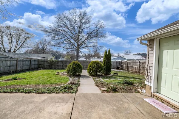 $209,500 | 103 South 6th Street, Marthasville, MO 63357
