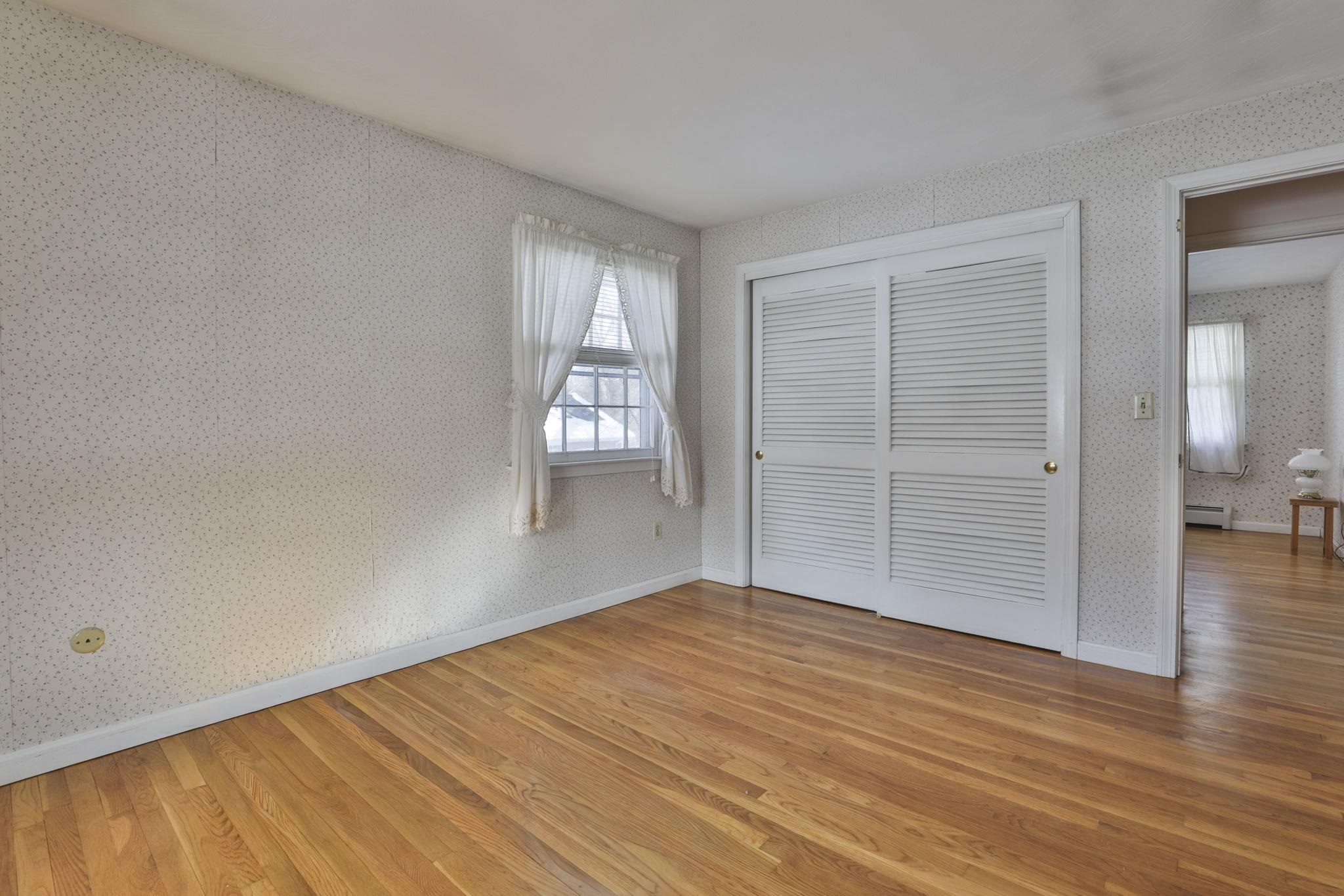 8 Prince Drive Hudson, NH 03051 - Photo 22 of 31