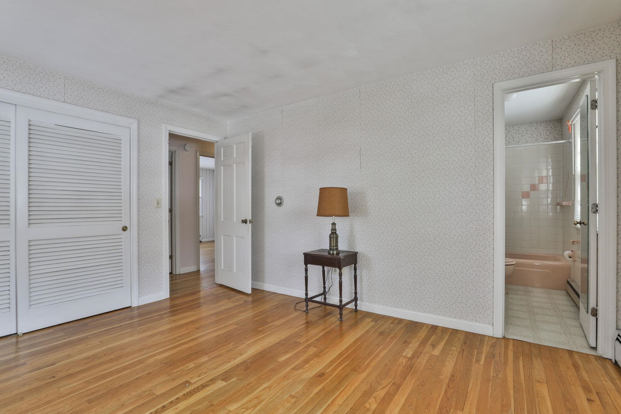 8 Prince Drive Hudson, NH 03051 - Photo 25 of 31