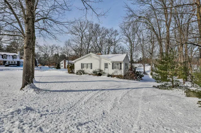 $519,000 | 8 Prince Drive, Hudson, NH 03051