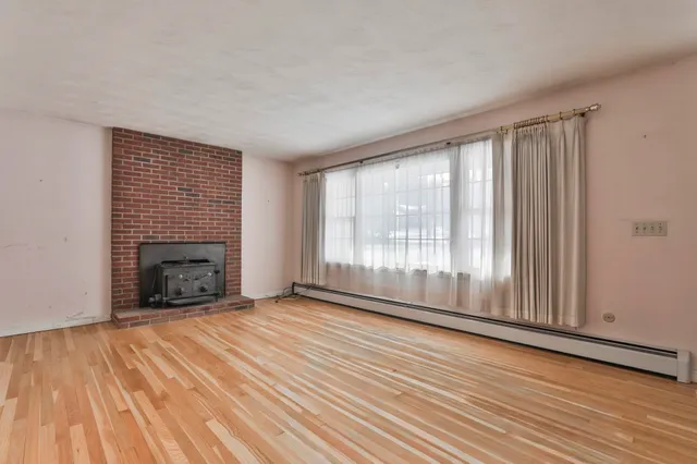 $519,000 | 8 Prince Drive, Hudson, NH 03051