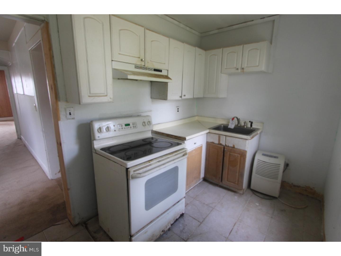 666 Rutherford Avenue Trenton, NJ 08618 - Photo 9 of 12 Gallery Image 9