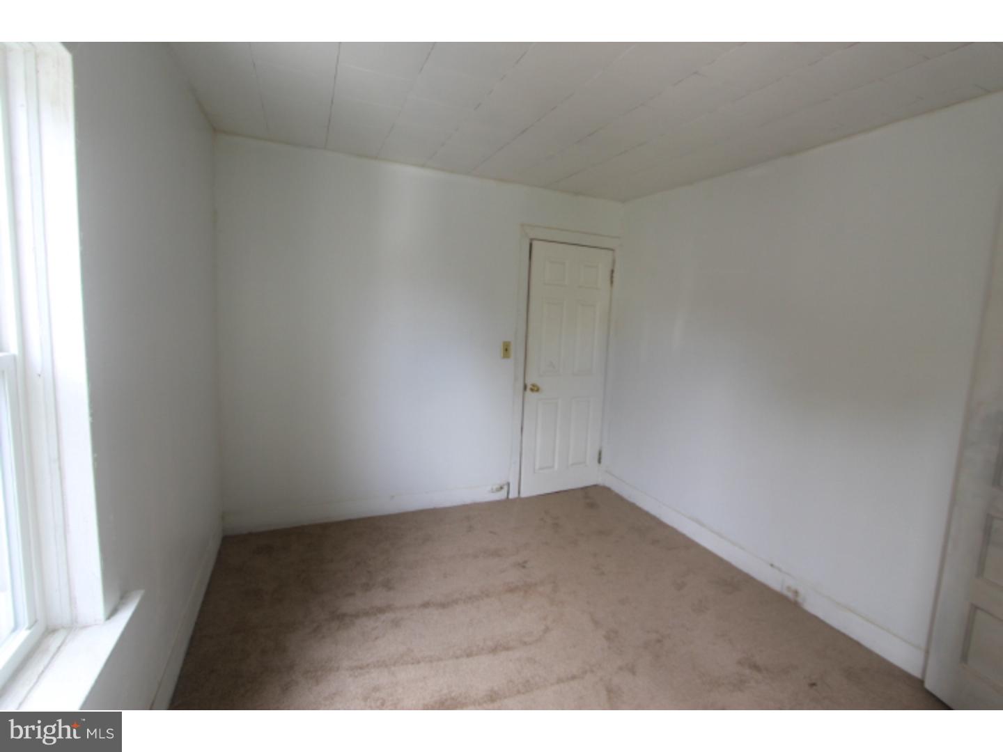 666 Rutherford Avenue Trenton, NJ 08618 - Photo 10 of 12 Gallery Image 10