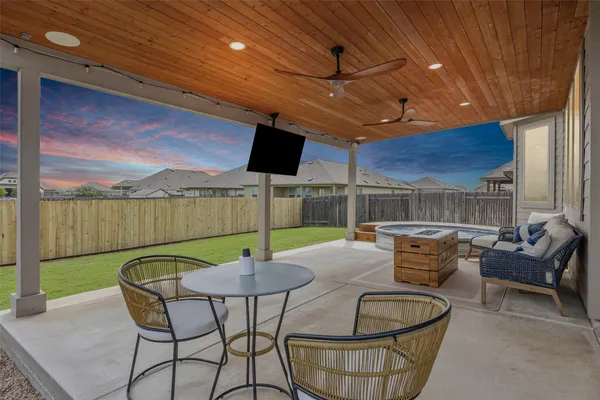 $524,900 | 406 Bluejack Way, Hutto, TX 78634