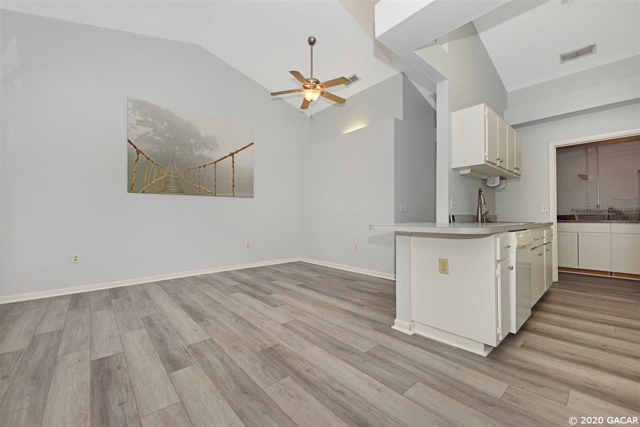 3904 Southwest 30th Terrace Gainesville, FL 32608 - Photo 4 of 22
