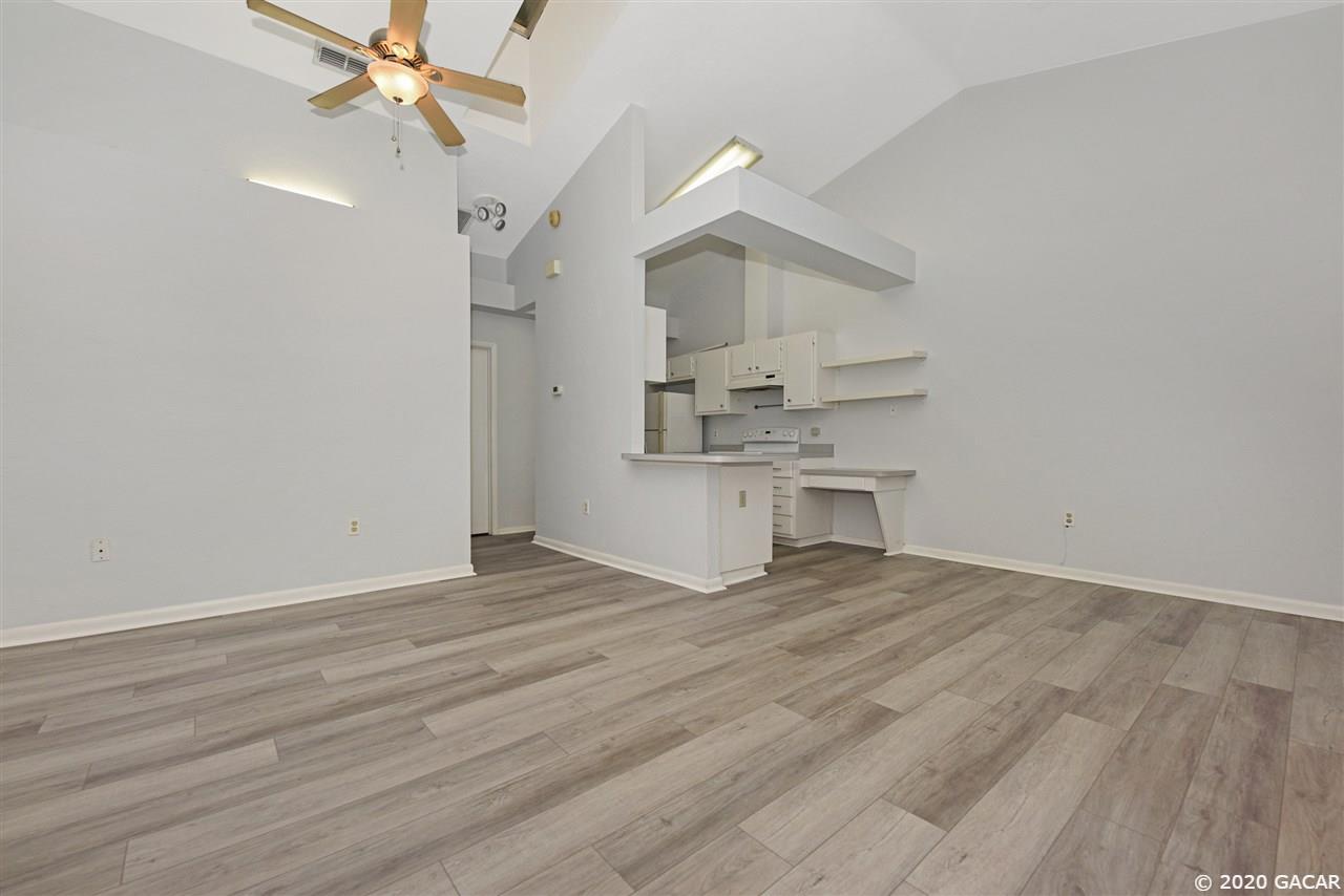3904 Southwest 30th Terrace Gainesville, FL 32608 - Photo 5 of 22