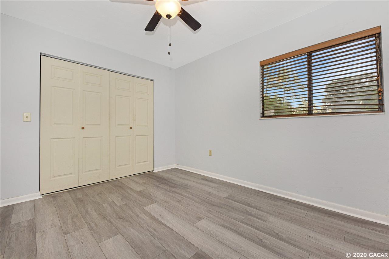 3904 Southwest 30th Terrace Gainesville, FL 32608 - Photo 10 of 22