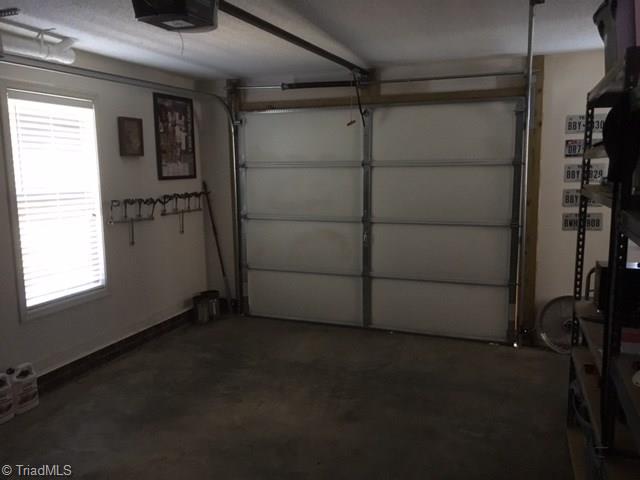 872 Beckner Road Lexington, NC 27292 - Photo 22 of 30 Garage 1