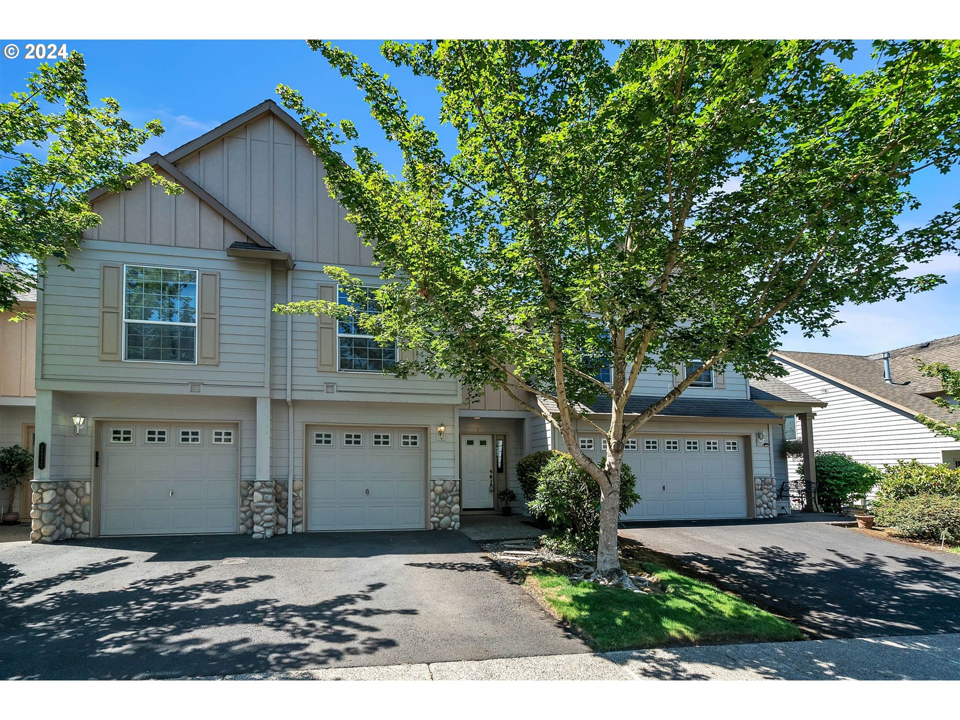 22066 Southwest Grahams Ferry Road, Unit B Tualatin, OR 97062 - Photo 1 of 29 Gallery Image 1