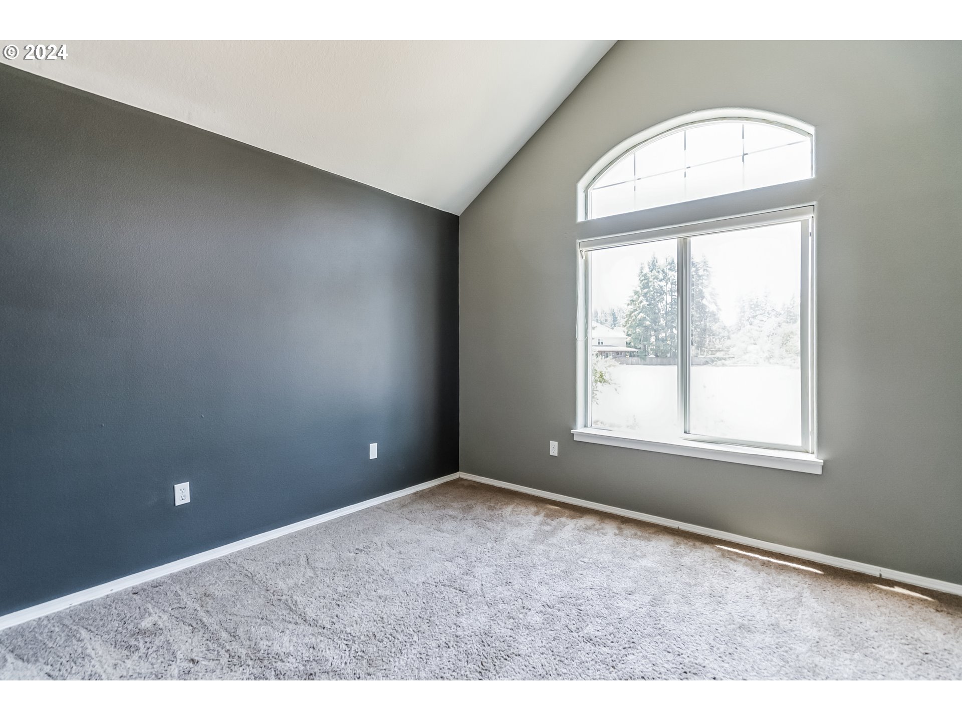 22066 Southwest Grahams Ferry Road, Unit B Tualatin, OR 97062 - Photo 24 of 29 Gallery Image 24