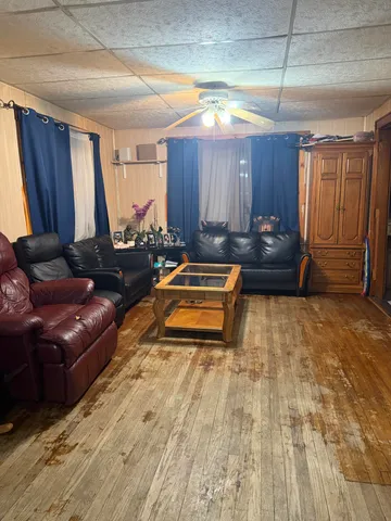 $182,900 | 4921 Ash Avenue, Hammond, IN 46327