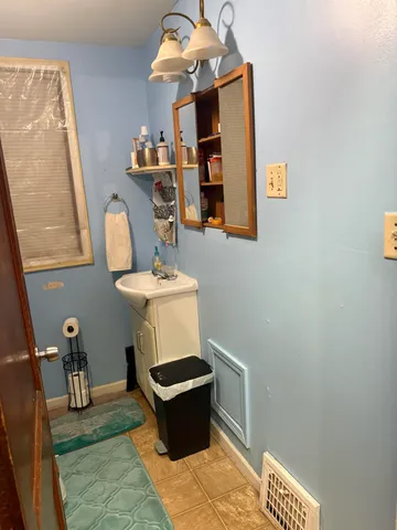 $182,900 | 4921 Ash Avenue, Hammond, IN 46327