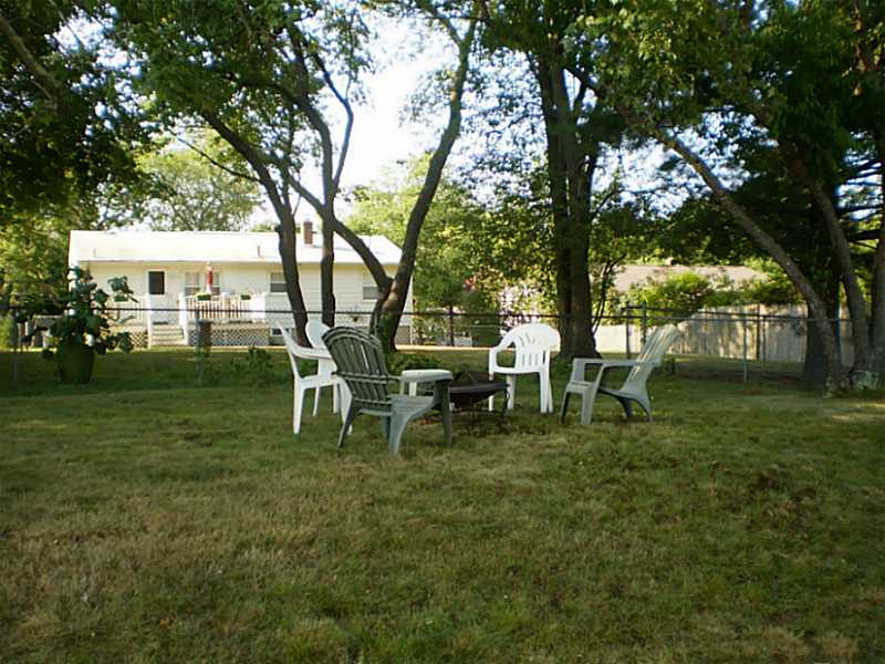 73 Pleasant View Road Warwick, RI 02888 - Photo 18 of 19 Yard/Garden.