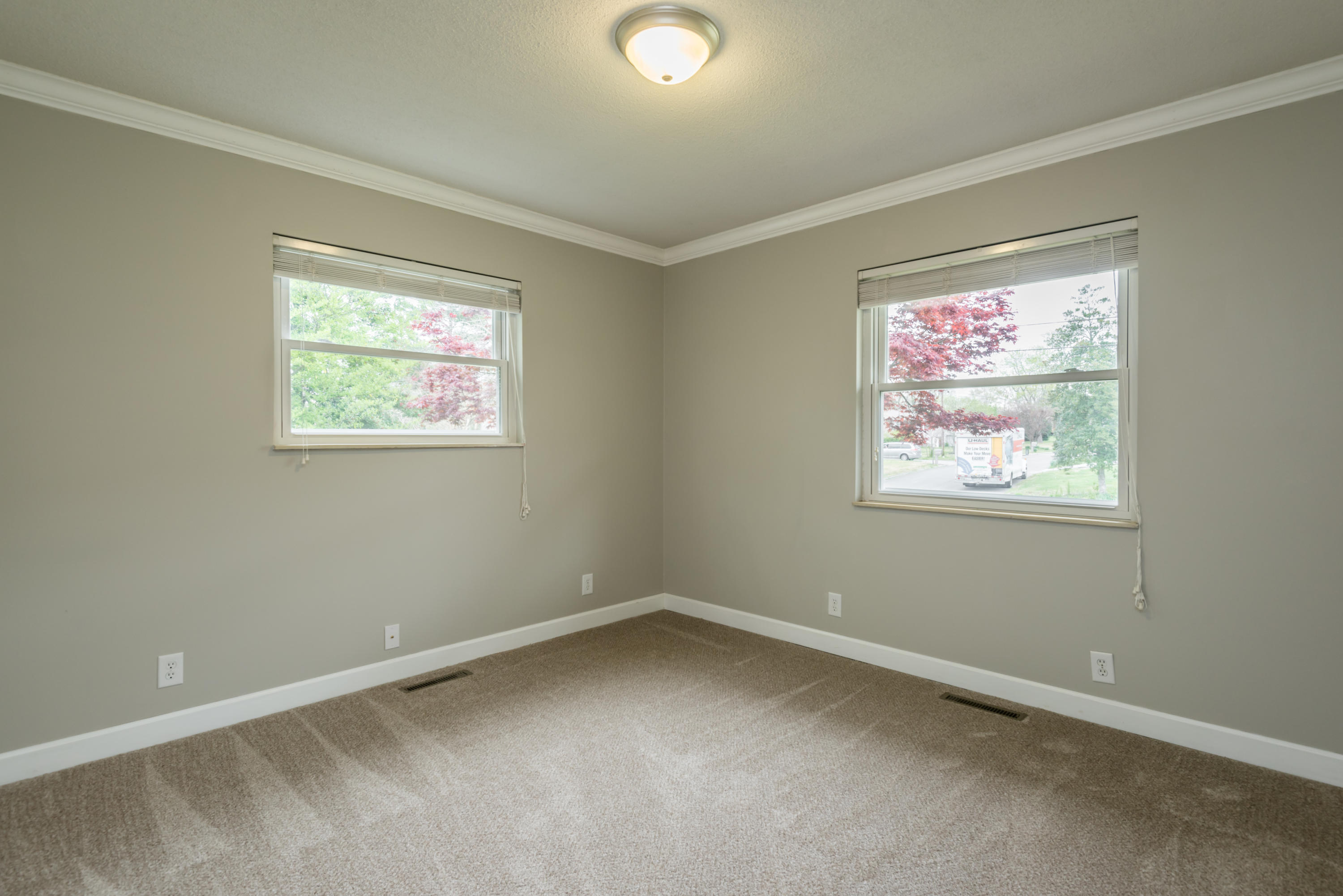 1009 Roderick Road Knoxville, TN 37923 - Photo 16 of 35 1009RoderickRd-33