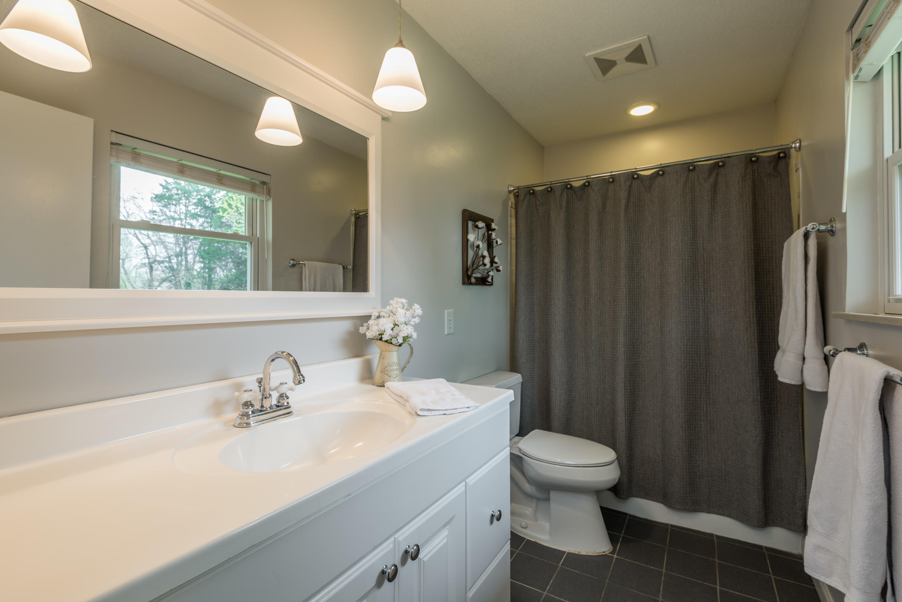 1009 Roderick Road Knoxville, TN 37923 - Photo 18 of 35 1009RoderickRd-32
